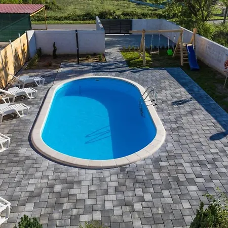 Villa Josip *